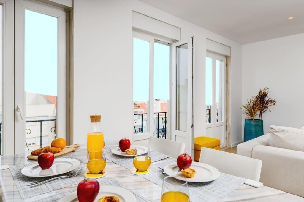 Luxury Smart Flat W/ River Views